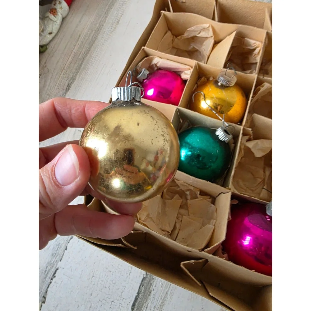 Vintage shiny Bright solid ball ornament set box Woolworth Xmas tree Pink green